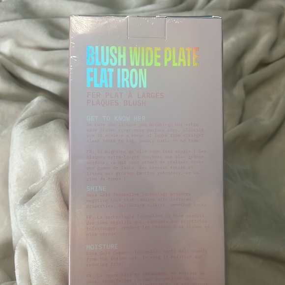 NIB: FOXYBAE Blush Wide Plate Flat Iron - Fast Hair Straightener - Picture 5 of 11